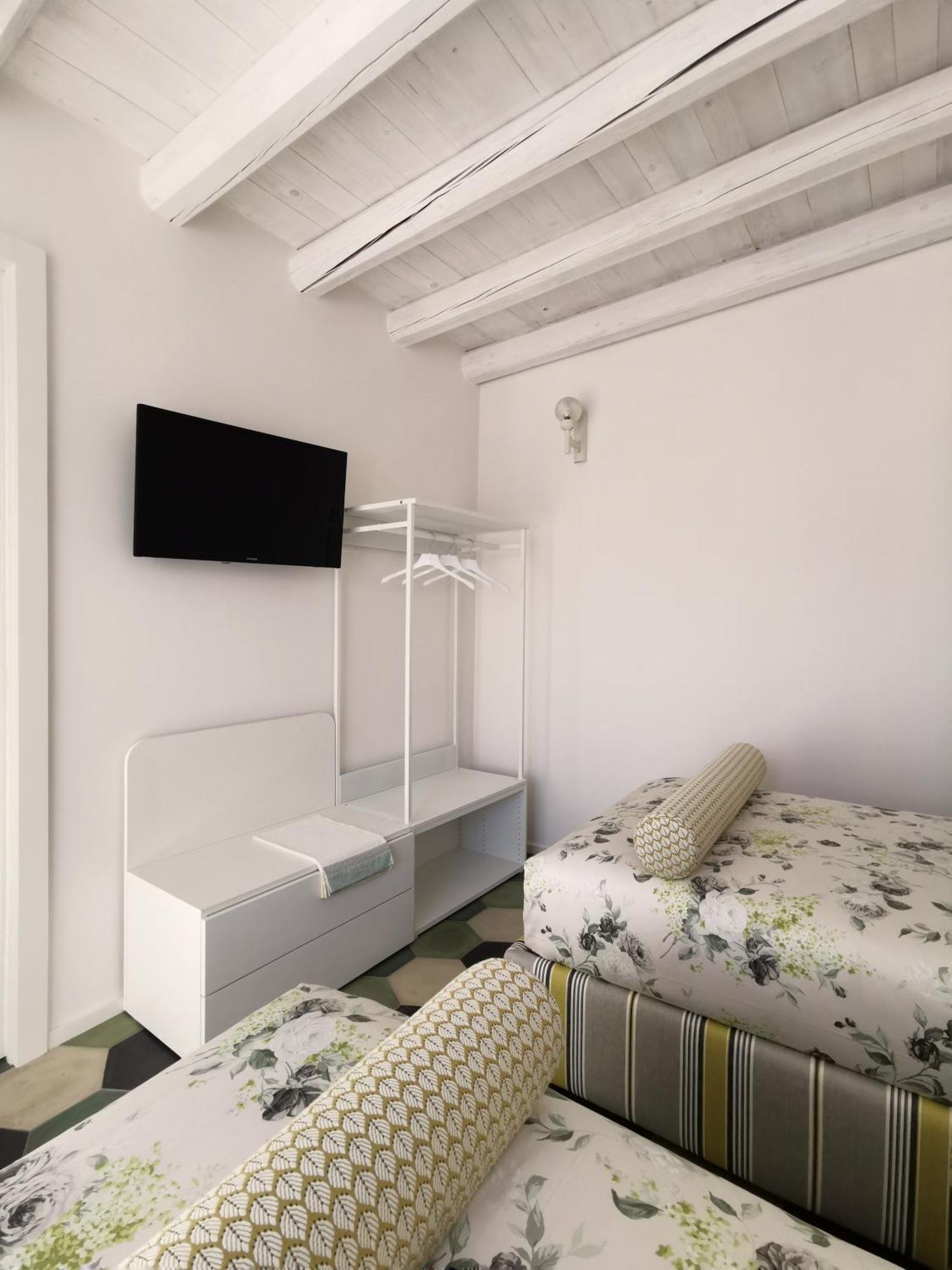 Coniger 4 Casa Vacanze In Centro Lecce Con Wi-Fi E Smart Tv Exteriör bild